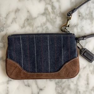 COACH Money Purse Wristlet